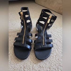 NEW Michael Kors Black Sandals with Gold Zipper. SZ 7.5